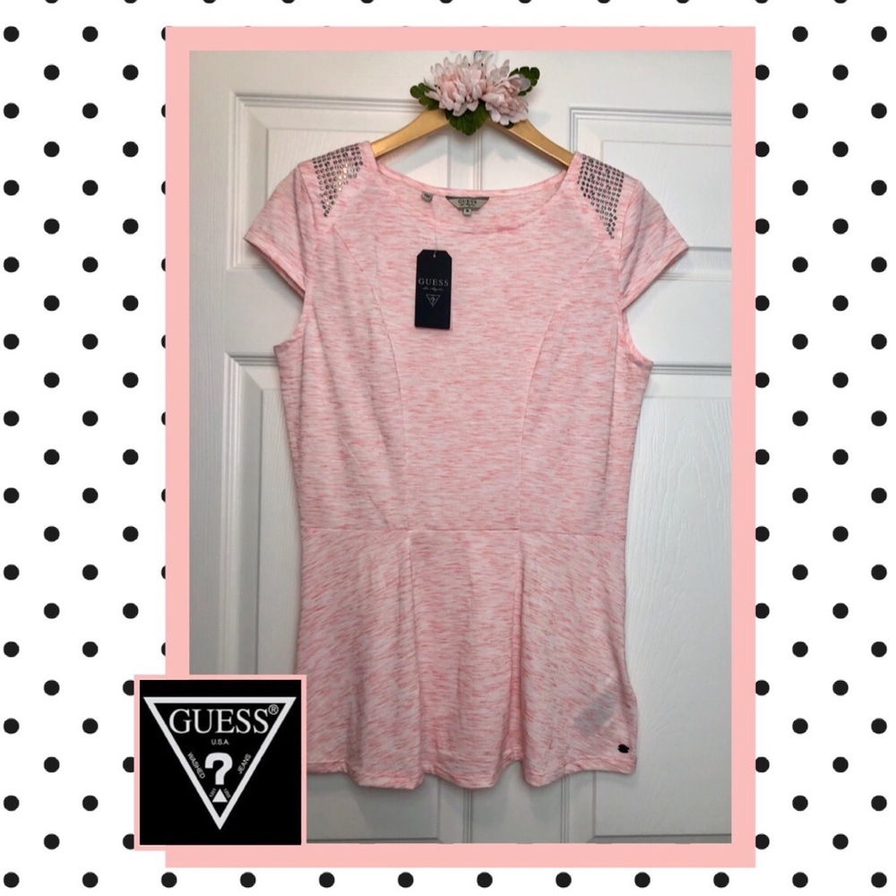 🍹🍃🌹GUESS Los Angeles Pink Top